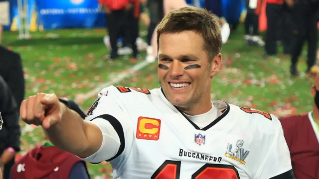 Brady descarta que la molestia en el dedo anular se trate de algo serio.