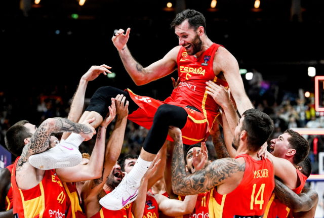 España España vence a Alemania en Berlín y alcanza la final.