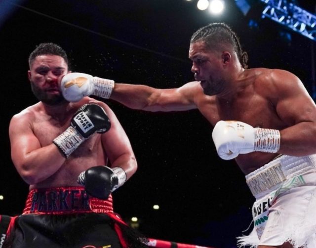 Joyce Joe Joyce ahora tiene marca de 15-0 con 14 nocauts.