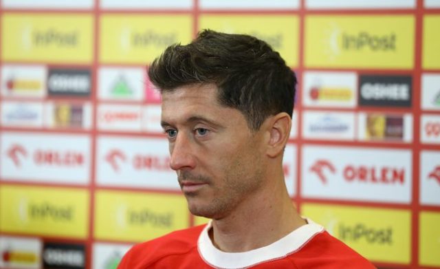Lewy El delantero polaco habló de su llegada y adaptación a la ciudad condal.