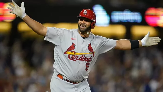 Pujol Albert Pujols conecta el histórico cuadrangular 700 de su brillante carrera.