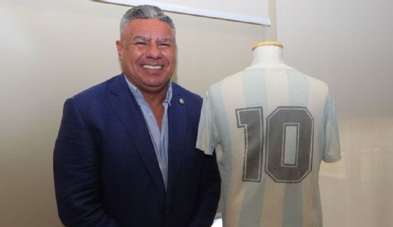 Camiseta La camiseta de Maradona regresó este martes a Argentina.