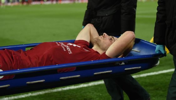 Diogo Jota se retiró lesionado en la victoria contra el City.