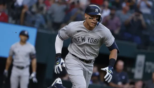 Judge Aaron Judge conectó su histórico jonrón 62 y rompe récord de Roger Maris.