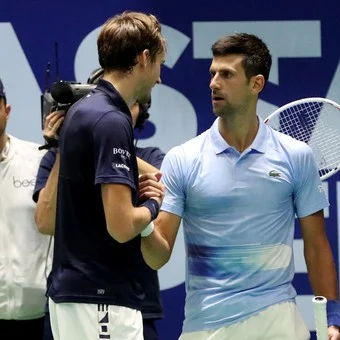 Retira Medvedev dice que si hubiera ganado no podría jugar la final.
