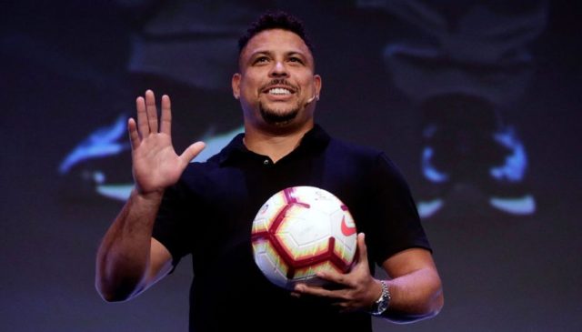 Ronaldo El brasileño se vio obligado a retirarse por problemas de tiroides.