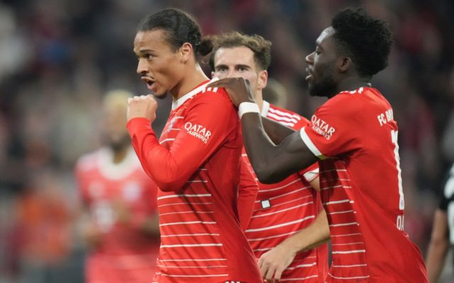 Sane Leroy Sané anotó el tercer gol del Bayern Múnich ante Friburgo.