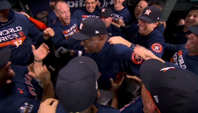 Astros Astros se sacuden abucheos, críticas y dudas y ganan la SM.