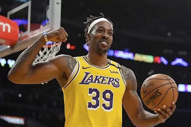 Howard Dwight Howard jugó 18 años en la NBA.