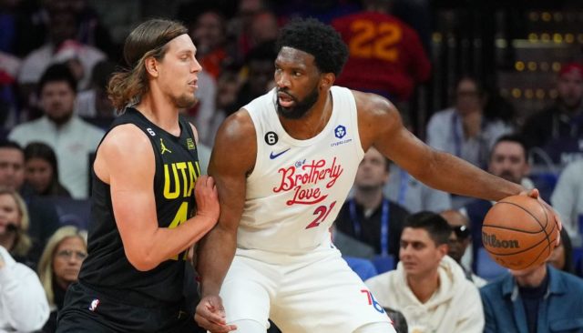 Joel2 Embiid anotó 59 puntos, 26 en el último cuarto ante el Utah.