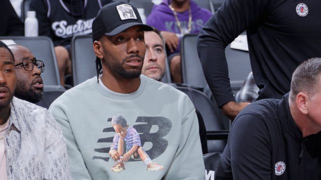 Leonard ha estado fuera desde que sintió rigidez en la rodilla derecha.