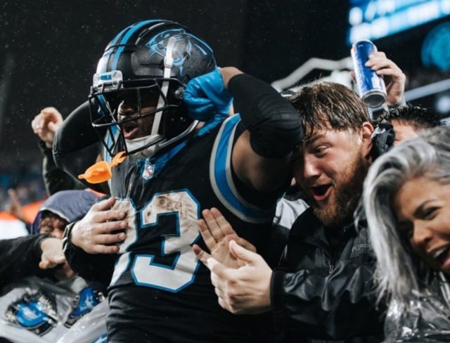 Panthers Los Panthers aun con el triunfo siguen en el sótano con marca de 3-7.