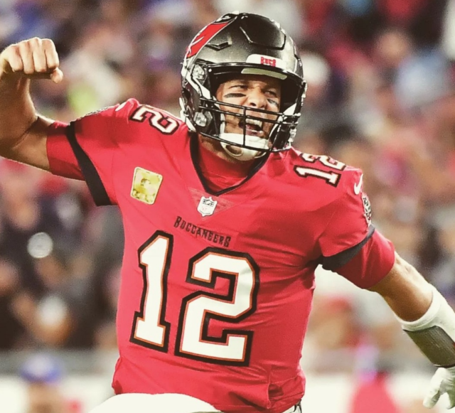 Brady Tom Brady encabezó el regreso de Buccaneers y logró nueva hazaña.