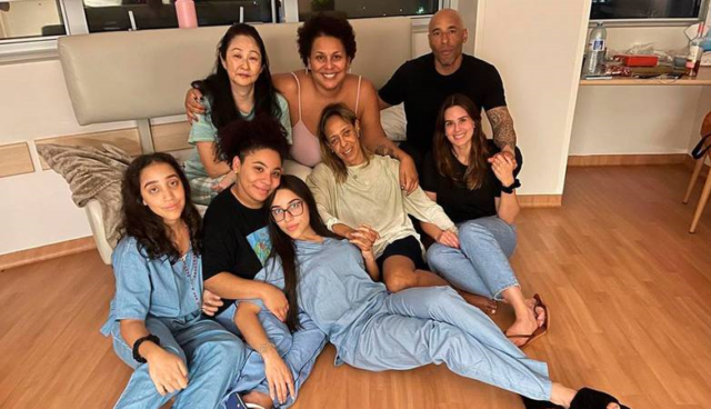 Family Pelé, hijos y nietos de 'O Rei' pasaron Nochebuena en el nosocomio.