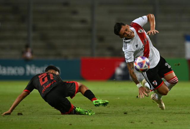 Matias El momento preciso que lesionan a Matías Kranevitter.