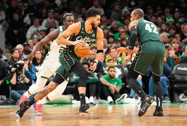 Tatum Tatum tuvo 41 puntos, 7 rebotes y 5 asistencias en brillante actuación.