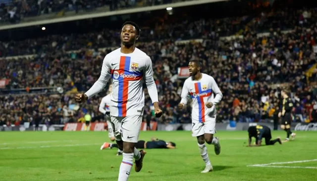 Ansu marcó en el 102′ de la prórroga el gol que da el pase al Barça a octavos.