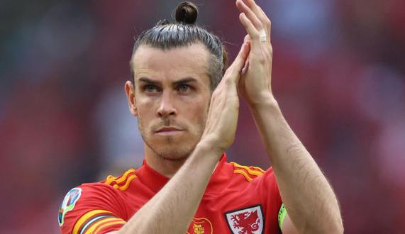 Bale publicó una extensa carta de despedida en sus redes sociales.