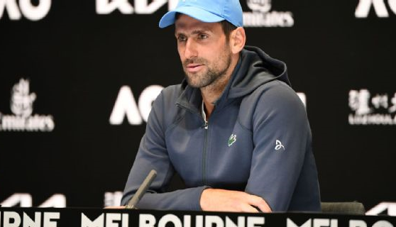 Djokovic El serbio Novak Djokovic en conferencia previo al Abierto de Australia.