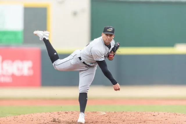 Espino tiene la mejor recta entre los prospectos.