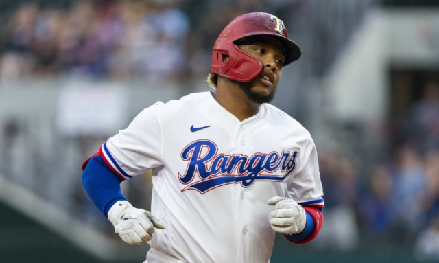 Willie En la finca de los Gigantes, Calhoun tuvo línea ofensiva de .291.