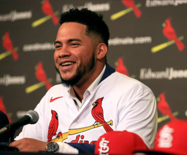 Wilson Contreras firmó en la temporada baja un contrato por 5 años y $87.5 millones.