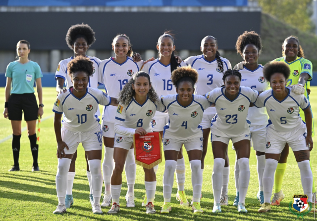 La selección femenina sale por su primera Copa del Mundo.