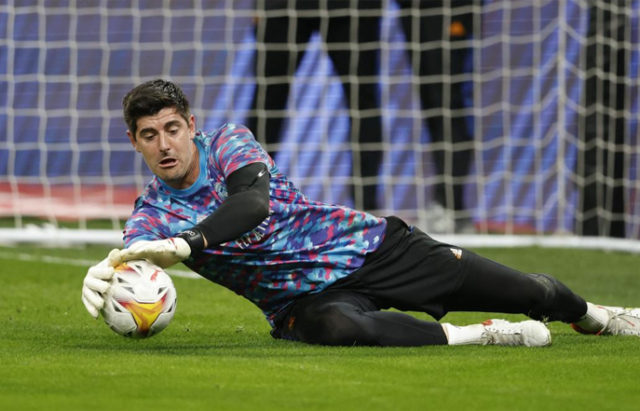 Coutois La ecografía a Courtois ha descartado una rotura en el abductor izquierdo.