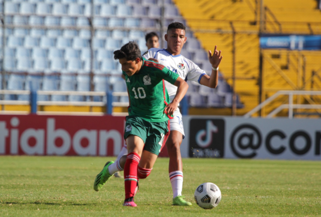 Goleada Panamá empezó bien, pero luego fue dominado por México.