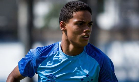 Hijo João Mendes, hijo de Ronaldinho Gaúcho, en Cruzeiro durante el 2019.