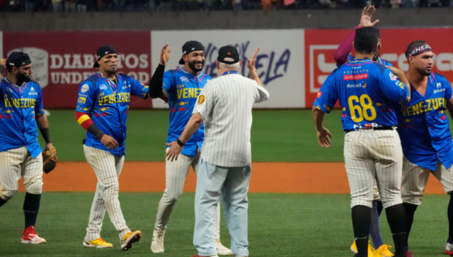 Leones Los Leones rugen ante los Vaqueros y van a la final de la Serie del Caribe.