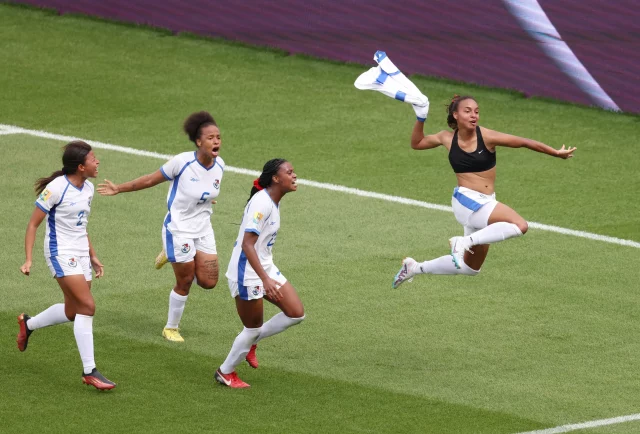 Lineth Gol de Lineth Cedeño lleva a Panamá a su primer Mundial Femenino.