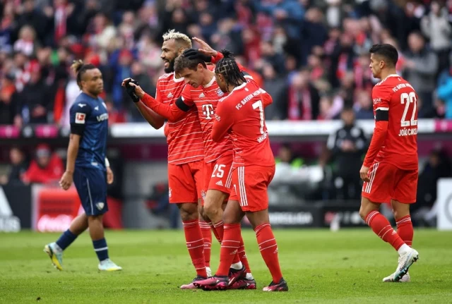 Mui Müller anotó el primer gol del Bayern al minuto 41 ante el Bochum.