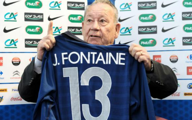 Fontaine fue inducido al Salón de la Fama Internacional de Fútbol en 2012.