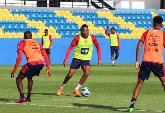 Ismael Ismael Díaz entre las figuras estelares de Panamá entrenan en Penonomé.