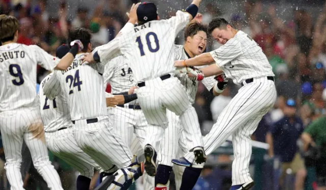 Japon Los japoneses vencieron dramáticamente a los mexicanos en el cierre del noveno.