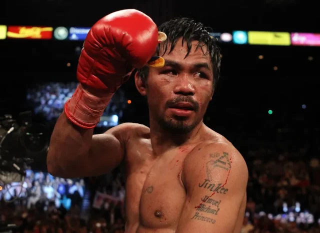 Manny Pacquiao siente que aún tiene mucho que ofrecer al boxeo.