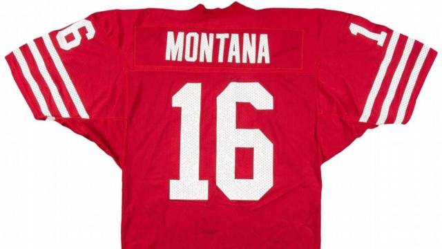 Montana El jersey de Montana en dos Super Bowl se vendió por más de $1.2 millones.