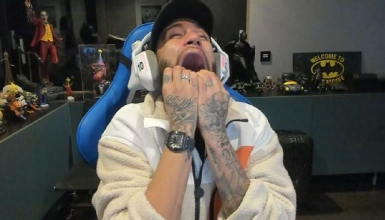 Neymar Neymar reaccionó con 'llanto' tras gastarse 1 millón de euros en apuestas.
