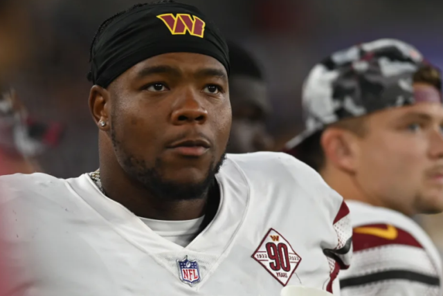 La etiqueta de jugador franquicia es un contrato de 1 año totalmente garantizado.