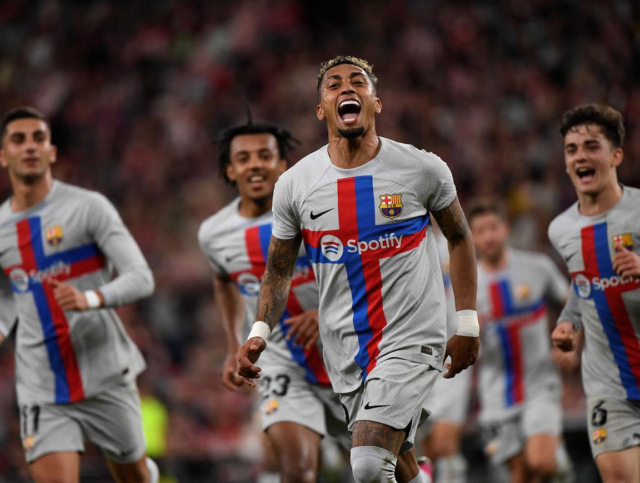 Raphi Barcelona aún dejando dudas sigue ganando y liderando fácil LaLiga.