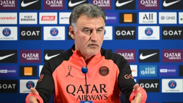 Christophe Galtier, entrenador del PSG, intenta bajar la tensión.