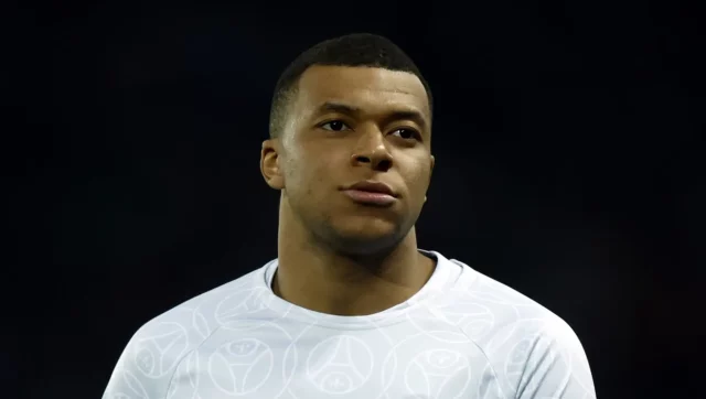 Kylian Mbappé manifestó su disconformidad con un vídeo del PSG.