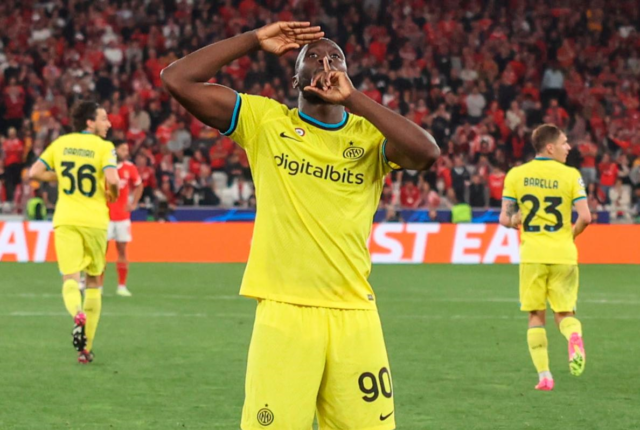 Lukaku anotó el segundo gol que le dio la tranquilidad al Inter ante el Benfica.