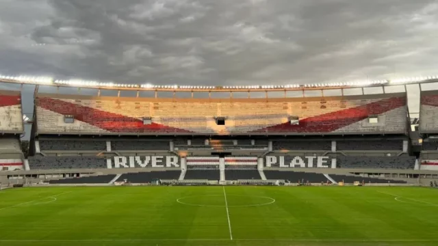 River El Estadio Monumental de River Plate en Buenos Aires, Argentina.
