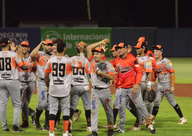 Los Santos finalizó primer o en la tabla con 12-4 va ante Chiriquí.