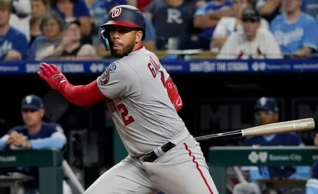 Luis García, primer jugador en dar seis hits esta temporada.