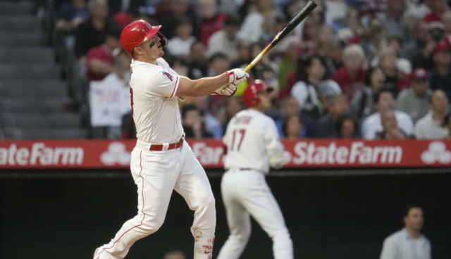 Trout Trout lo superó con un batazo de dos carreras ante Nick Pivetta.