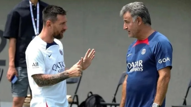Messi Lionel Messi y Christophe Galtier en un entrenamiento del PSG.