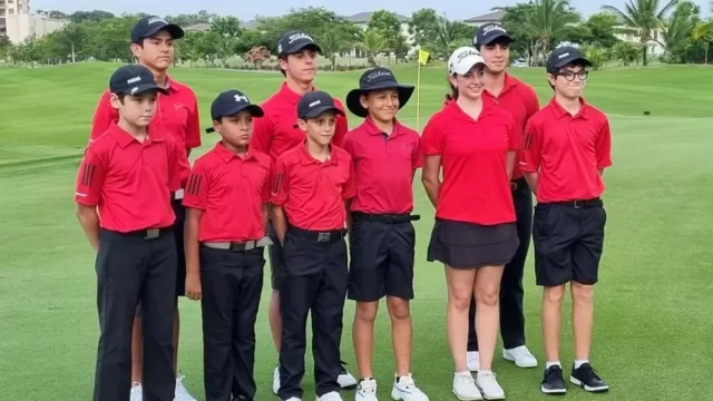 Golf La representación de golfistas panameños en el Junior World Championship. Foto: Cortesía